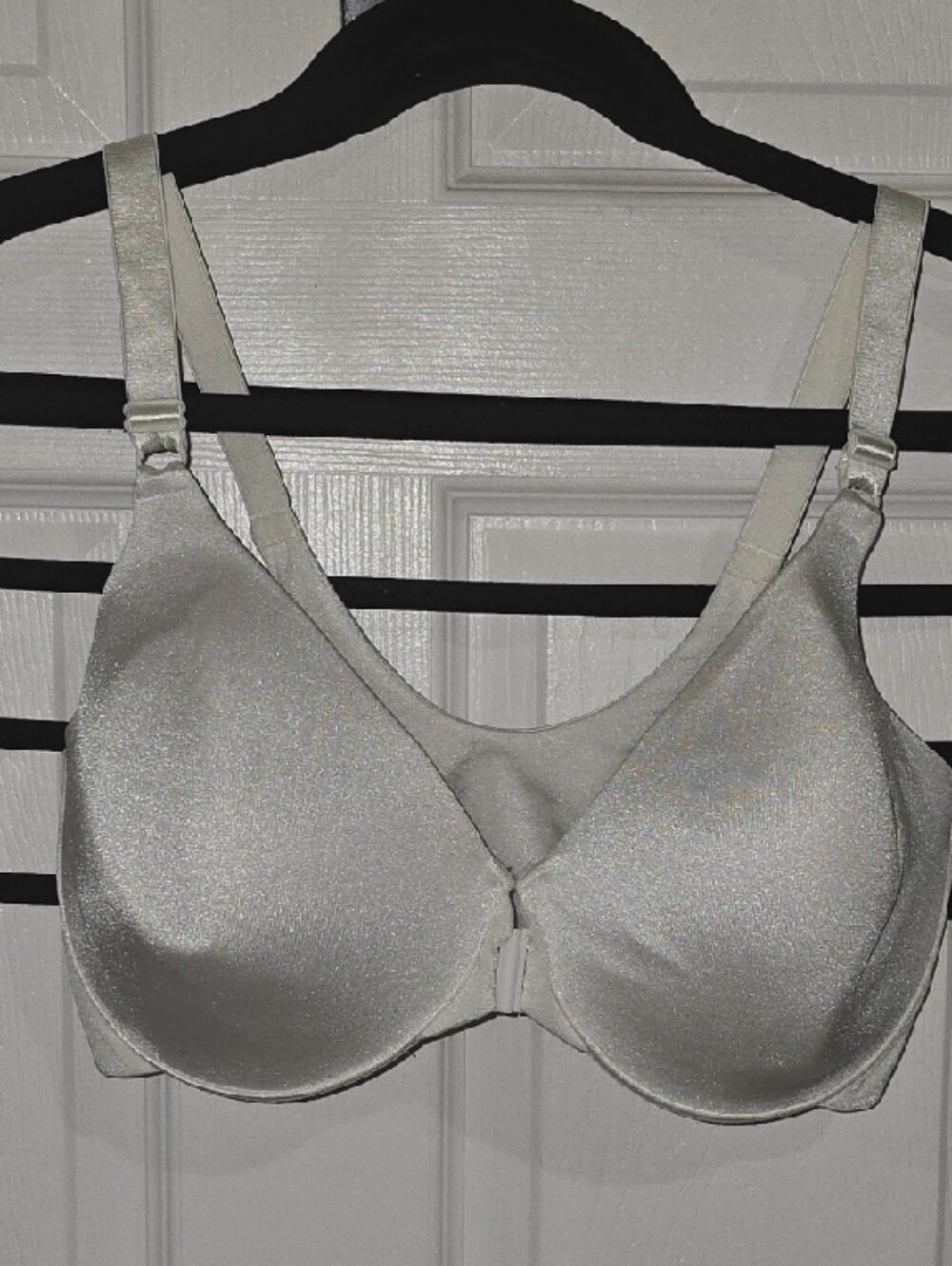 Light Cream Smooth Full-Coverage Everyday Bra